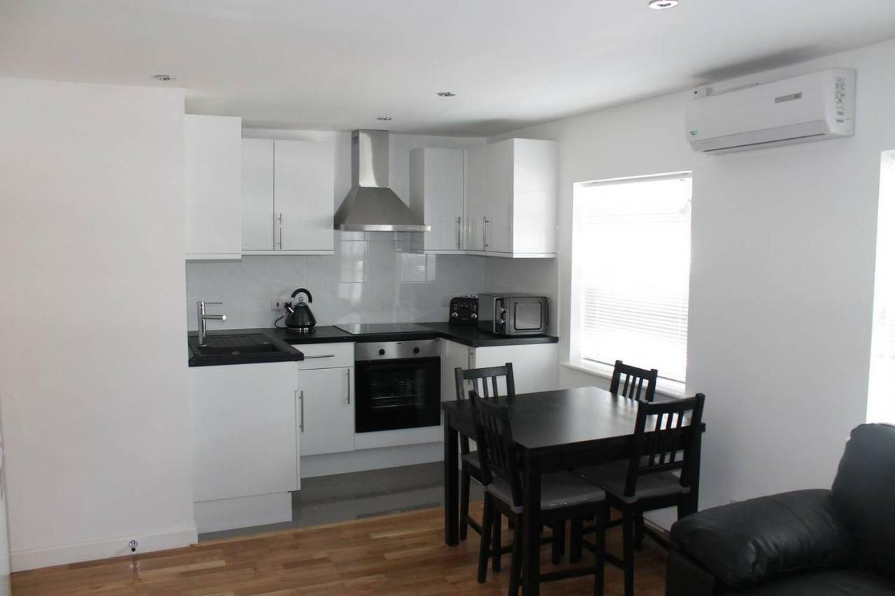 Modern Apartment In Trendy Dalston Лондон Екстериор снимка